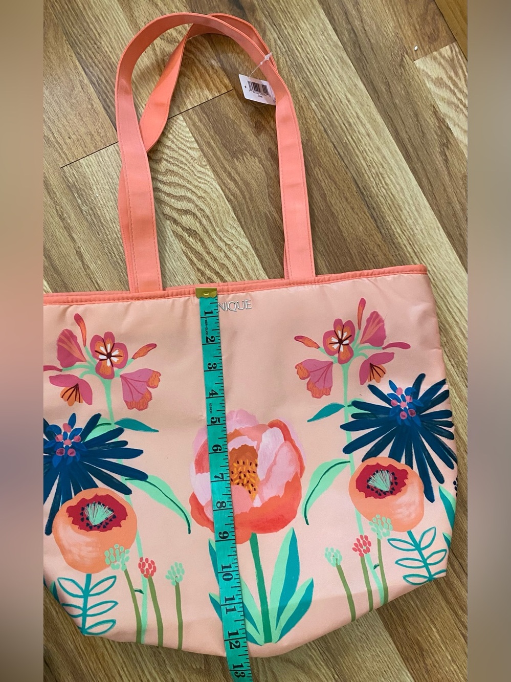 Clinique Pink Floral Tote with Green Floral Cosmetic Pouch NWT - Picture 13 of 13